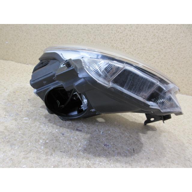 トヨタ パッソ モーダ M700A M710A 純正 LED 右 ヘッドライト KOITO