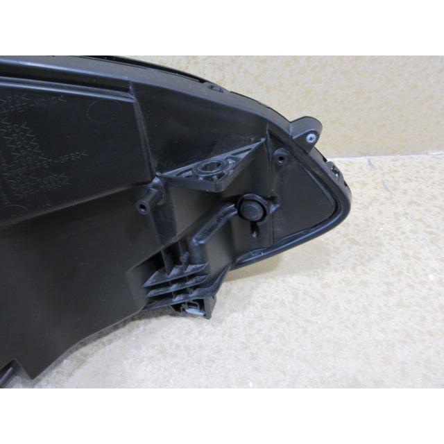 ホンダ フィット GR1 GR3 純正 LED 左 ヘッドライト 刻印：P STANLEY