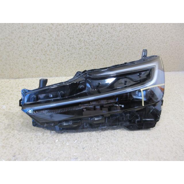 値下げ❗️プリウスZVW60系ヘッドライト左　81106-47A90 トヨタ プリウス ZVW60 MXWH60 純正 LED 左 ヘッドライト 刻印：X