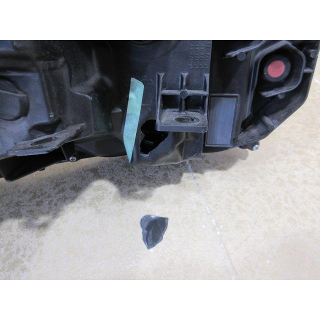値下げ❗️プリウスZVW60系ヘッドライト左　81106-47A90 トヨタ プリウス ZVW60 MXWH60 純正 LED 左 ヘッドライト 刻印：X