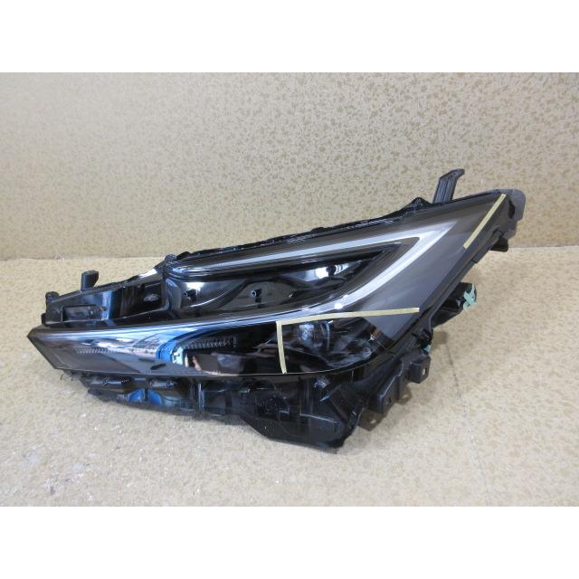 値下げ❗️プリウスZVW60系ヘッドライト左　81106-47A90 トヨタ プリウス ZVW60 MXWH60 純正 LED 左 ヘッドライト 刻印：X