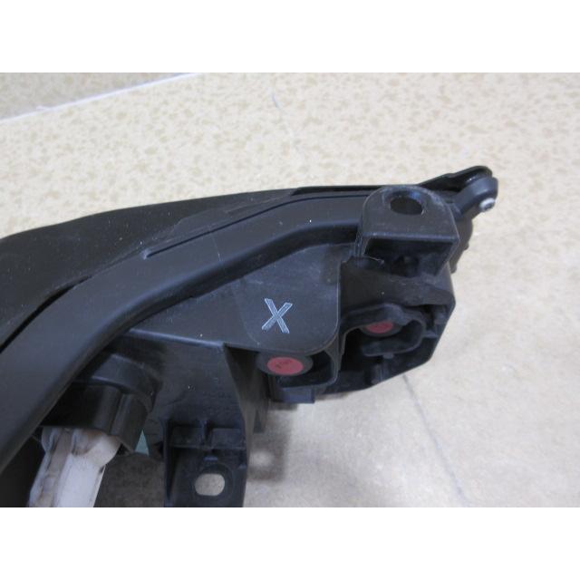 トヨタ プリウス ZVW60 MXWH60 純正 LED 左 ヘッドライト 刻印：X