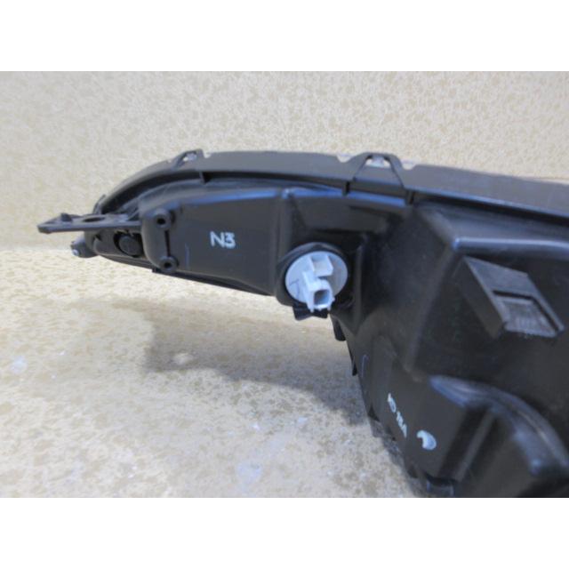ホンダ フィット GP5 後期 純正 LED 右 ヘッドライト 刻印：N3 STANLEY