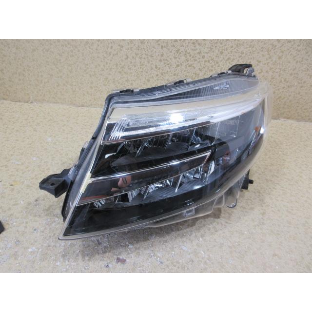 トヨタ ルーミー カスタム M900A M910A 後期 純正 LED 左 ヘッドライト