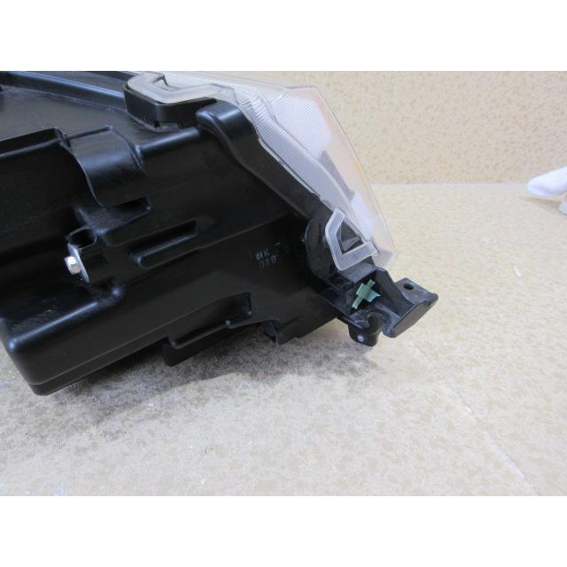 トヨタ ルーミー カスタム M900A M910A 後期 純正 LED 左 ヘッドライト