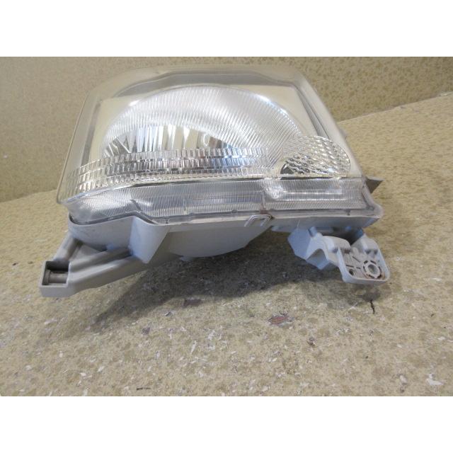 ダイハツ ムーヴコンテ L575S L585S 純正ヘッドライト 左右 ハロゲン ダイハツ ムーヴ コンテ L575S L585S 純正 ハロゲン 右 ヘッドライト