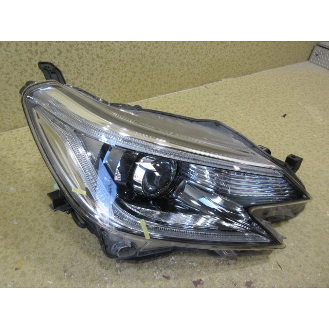 トヨタ マークX GRX130 中期 純正 HID 右 ヘッドライト 刻印：1 KOITO