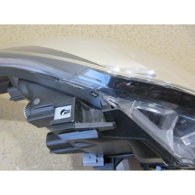C-HR ZYX11/NGX50 後期 左ヘッドライト 10-116 刻印10 C-HR ZYX11/NGX50