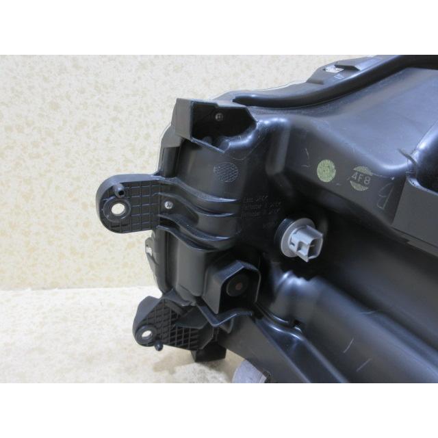 良品 スズキ スペーシア MK94S 純正 LED 右 ヘッドライト 35100-53U00