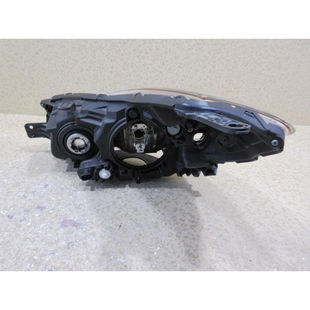 スバル インプレッサ GP GJ 純正 HID 右 ヘッドライト 刻印：2C