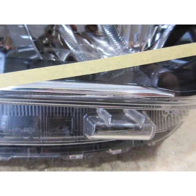 トヨタ ライズ A200A 右 ヘッドランプ LED トヨタ ライズ A200A A210A 純正 LED 右 ヘッドライト 刻印：AD