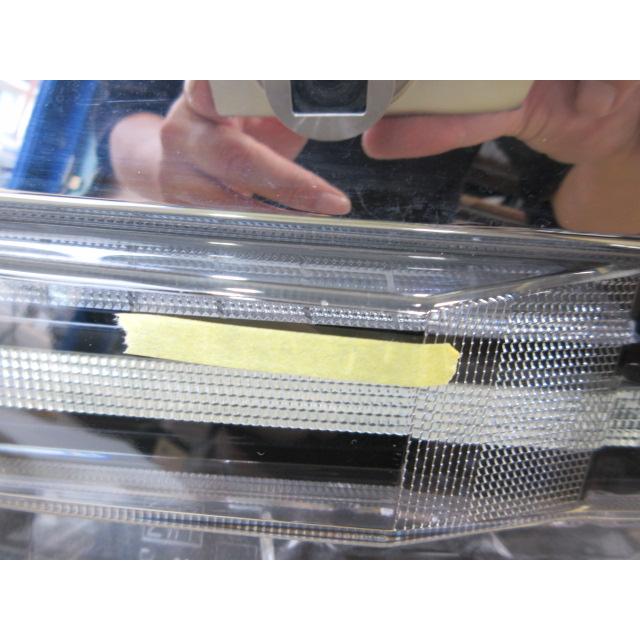 トヨタ アルファード AGH30W 後期 純正 LED 右 ヘッドライト 刻印：ス