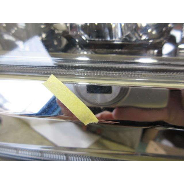 トヨタ アルファード AGH30W 後期 純正 LED 右 ヘッドライト 刻印：ス