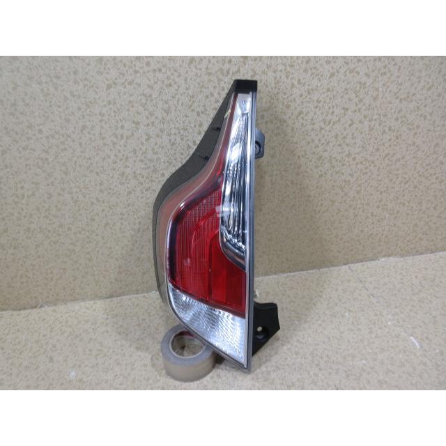 トヨタ アクア NHP10 中期 純正 左 テール ランプ STANLEY 52-297