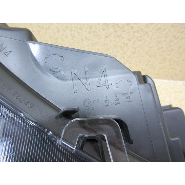 良品 トヨタ ルーミー M900A M910A 後期 純正 LED 右 ヘッドライト