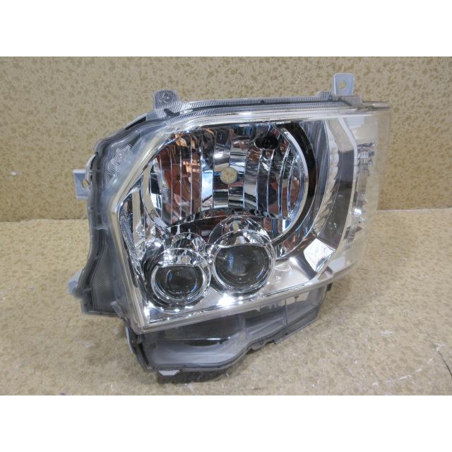 良品 トヨタ ハイエース 200系 5型/6型/7型 純正 LED 左 ヘッドライト