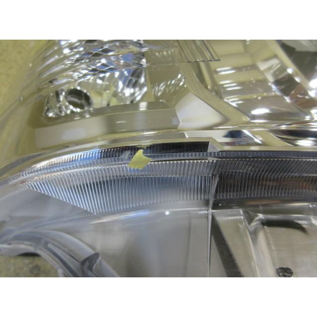 トヨタ ハイエース 200系 5型/6型/7型 ダークプライム 純正 LED 右