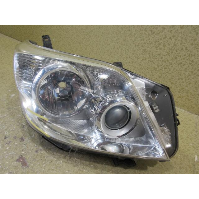 トヨタ プラド TRJ150W 前期 純正 ハロゲン 右 ヘッドライト 刻印：C