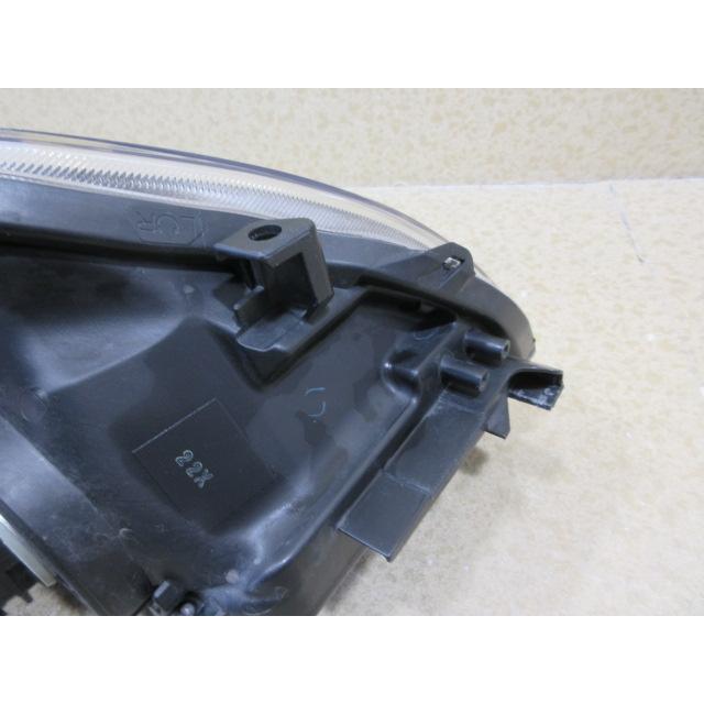 トヨタ プリウス ZVW30 後期 G's 純正 HID 左 ヘッドライト 刻印：ナ