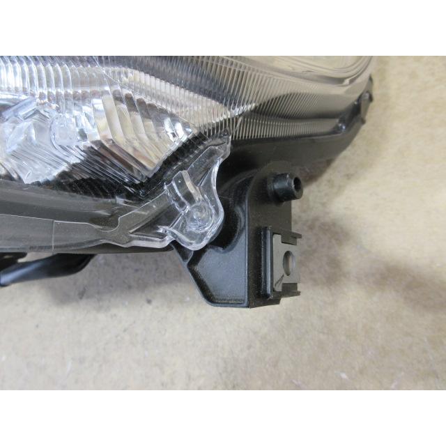 ダイハツ ムーヴ キャンバス LA850S/LA860S 純正 LED 左 ヘッドライト