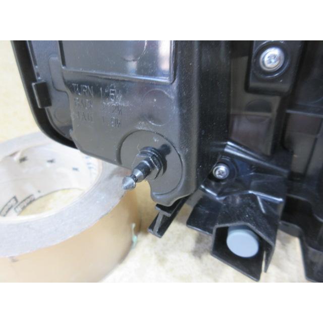 ホンダ N BOX カスタム JF3 純正 右 テール ランプ 刻印：M 33501-TTA