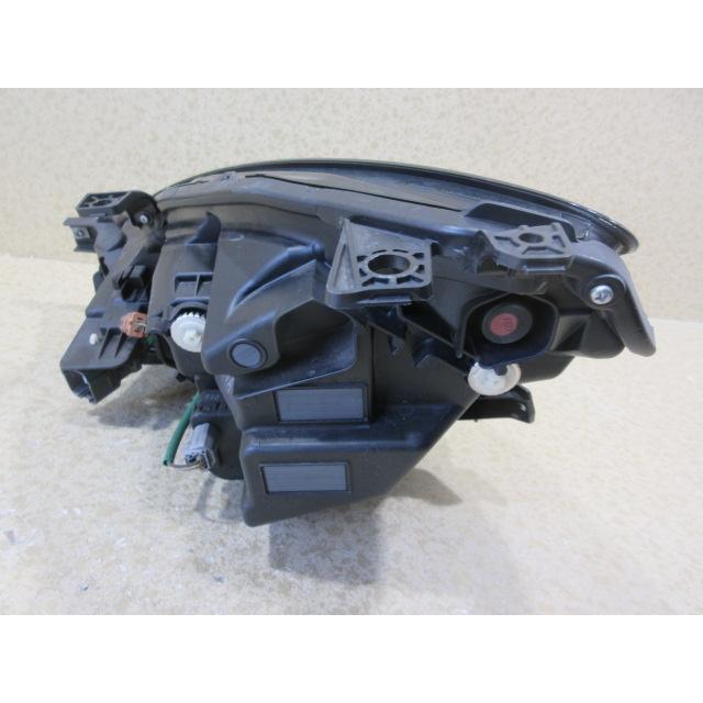 トヨタ GR86 ZN8 純正 LED 右 ヘッドライト 刻印：YA SU003-08626