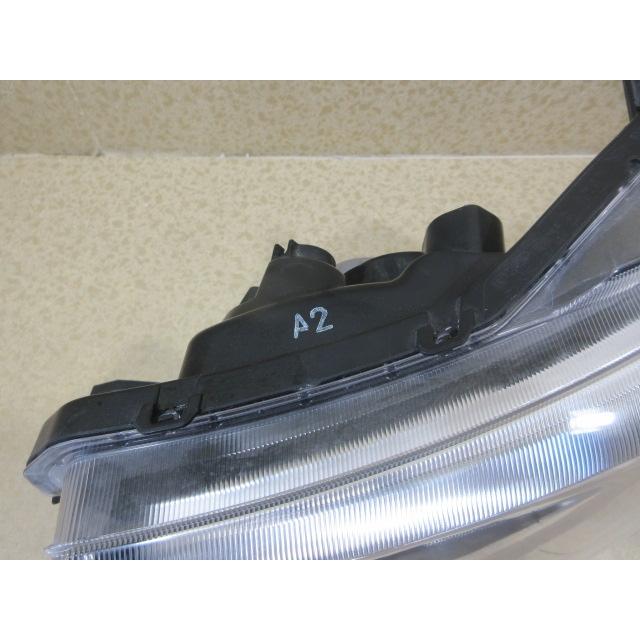 純正 ダイハツ ウェイク ヘッドライト 左側 ダイハツ ウェイク LA700S/LA710S 純正 ハロゲン 左 ヘッドライト 刻印