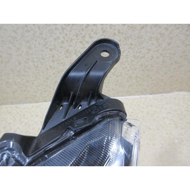 良品 トヨタ タンク M900A/M910A 純正 ハロゲン 左 ヘッドライト