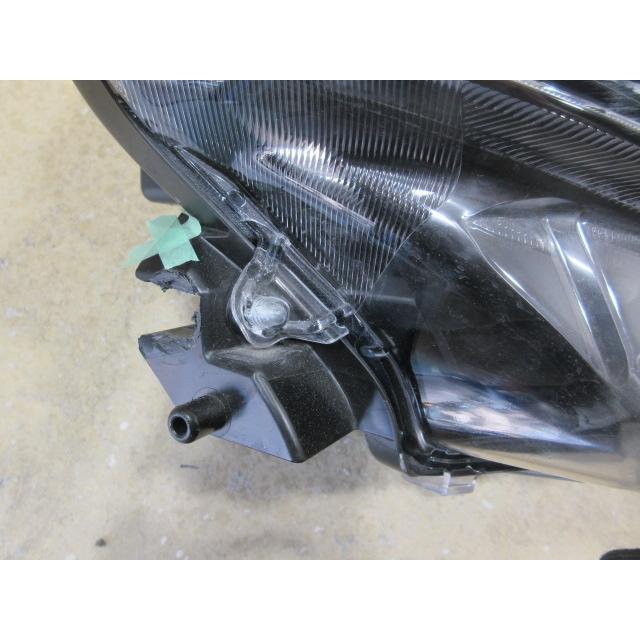 トヨタ ルーミー カスタム M900A/M910A 後期 純正 LED 右 ヘッドライト