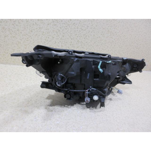 RAV4【MXAA54】左ヘッドランプ トヨタ RAV4 MXAA52/MXAA54 純正 LED 左 ヘッドライト 刻印：A STANLEY