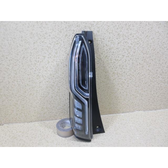 良品 ホンダ N BOX カスタム JF3 純正 左 テール ランプ 刻印：D