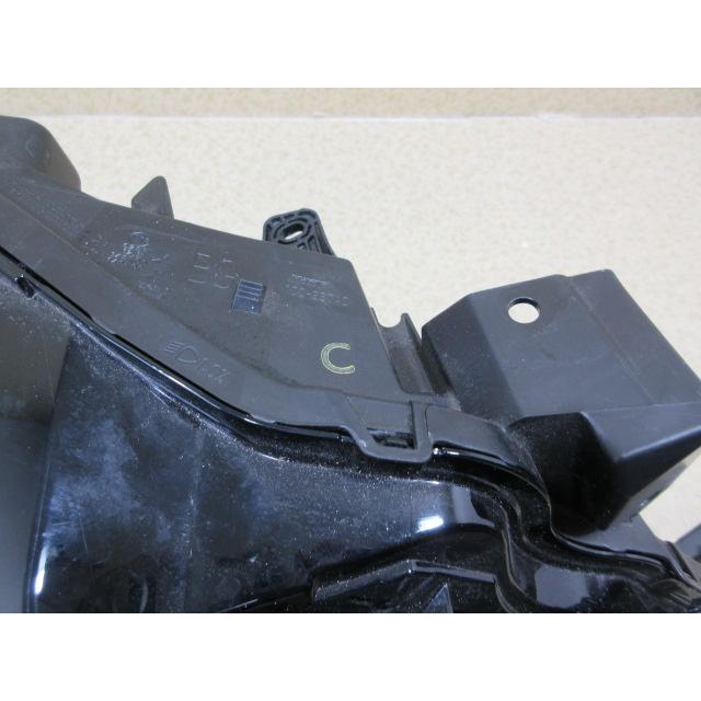 日産 セレナ C28 純正 LED 右 ヘッドライト 刻印：C : 株式会社MKParts