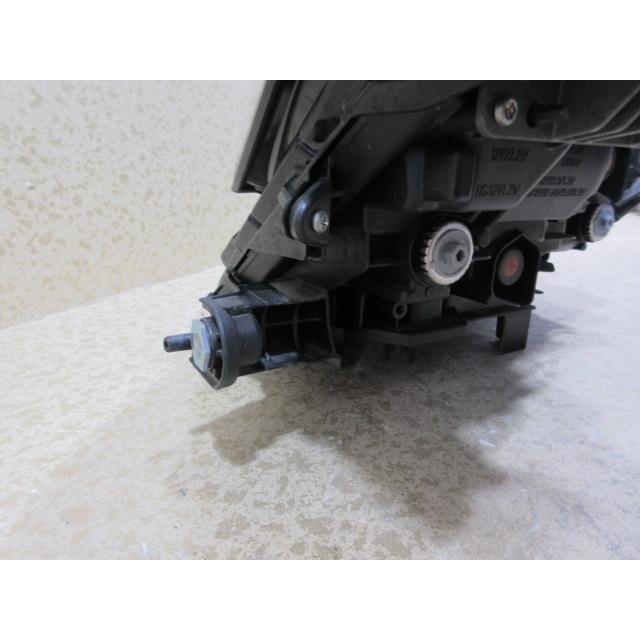 良品 トヨタ ハリアー MXUA80/AXUH85 純正 LED 左 ヘッドライト 刻印