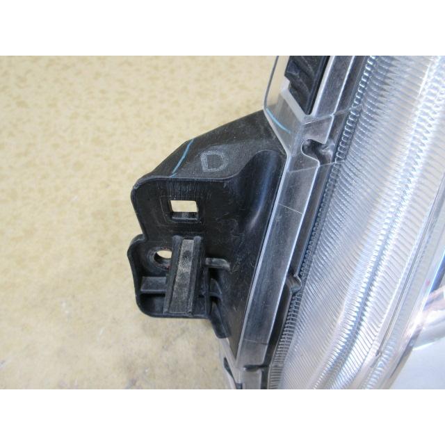 トヨタ タウンエース S403M/S413M 純正 LED 左 ヘッドライト 刻印：D
