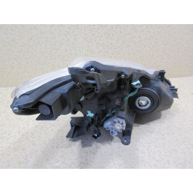 トヨタ プリウスα ZVW40/ZVW41 前期 純正 LED 左 ヘッドライト 刻印：3