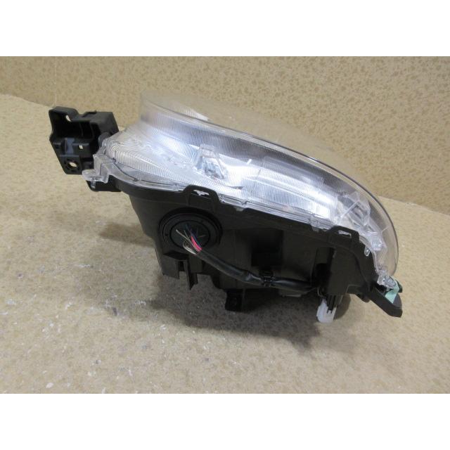 ダイハツ ムーヴ キャンバス LA850S/LA860S 純正 LED 左 ヘッドライト