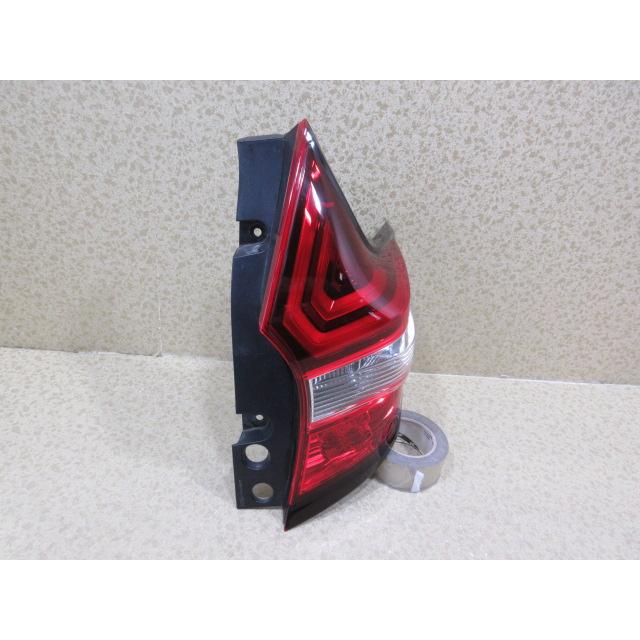 良品 日産 ノート E12 後期 純正 右 テールランプ : 株式会社MKParts