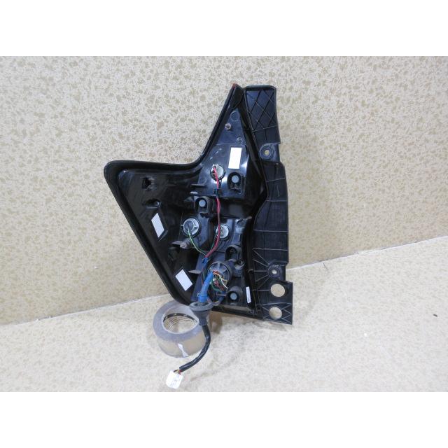 良品 日産 ノート E12 後期 純正 右 テールランプ : 株式会社MKParts