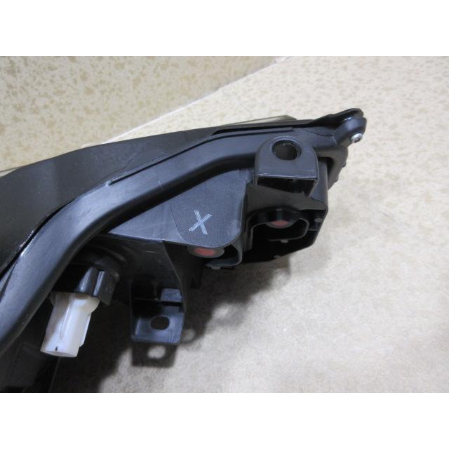 良品 トヨタ プリウス ZVW60/MXWH60 純正 LED 左 ヘッドライト 刻印：X
