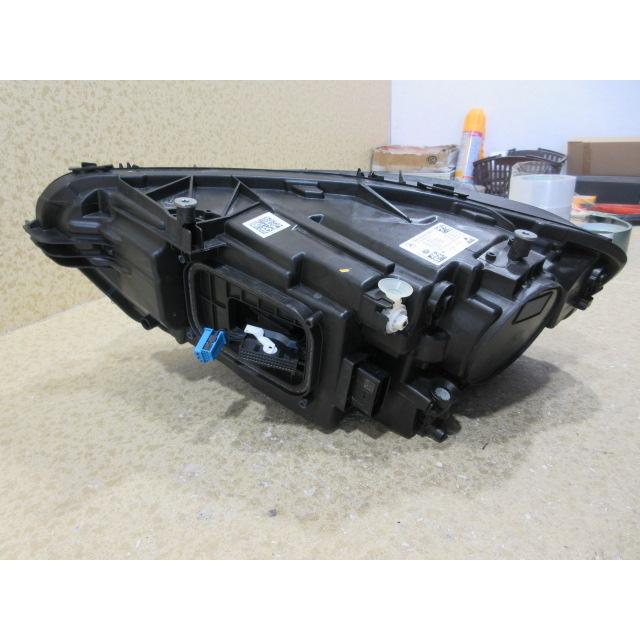 良品 メルセデス・ベンツ CLA C118 W118 純正 LED 右 ヘッドライト A1189067201 A1189063401の画像