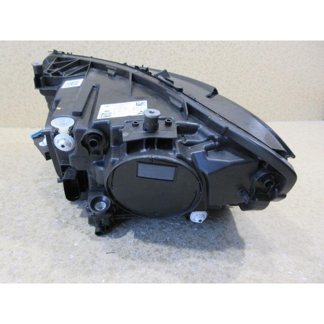 良品 メルセデス・ベンツ CLA C118 W118 純正 LED 右 ヘッドライト A1189067201 A1189063401の画像