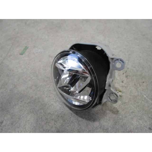 良品 ダイハツ ウェイク LA700S/LA710S 純正 LED 右 フォグランプ