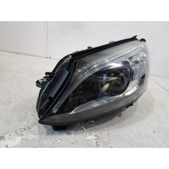 SALE！！ 新品未使用品 メルセデス・ベンツ Cクラス W205 後期 純正