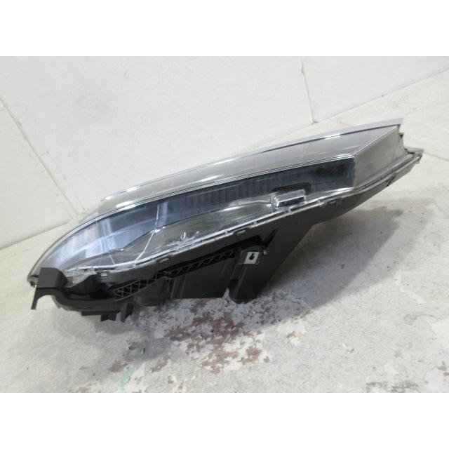 ホンダ フィット シャトル 純正 右 ヘッドライト GK8 GK9 LED 【公式通販】