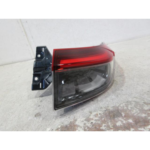 VEZEL e:HEV Z 純正テールランプ 左右 RV系 美品 VEZEL e:HEV Z 純正