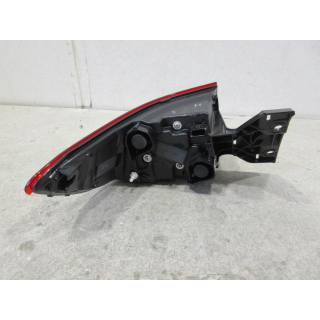 良品 ホンダ ヴェゼル RV3/RV4 純正 右テールランプ : 株式会社MKParts