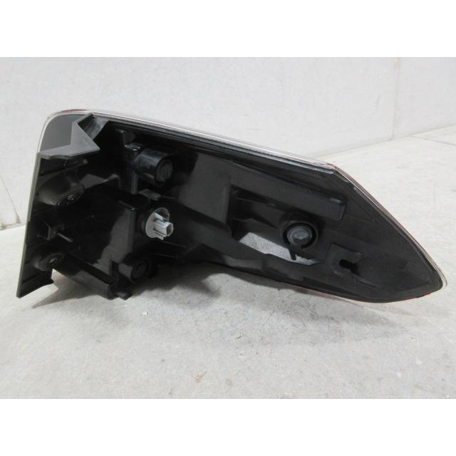 良品 ホンダ シャトル GK8 後期 純正 左テールランプ : 株式会社
