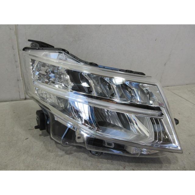 M900 ルーミー/LEDヘッドライト/右 良品 トヨタ ルーミー M900A/M910A 純正 LED 右ヘッドライト