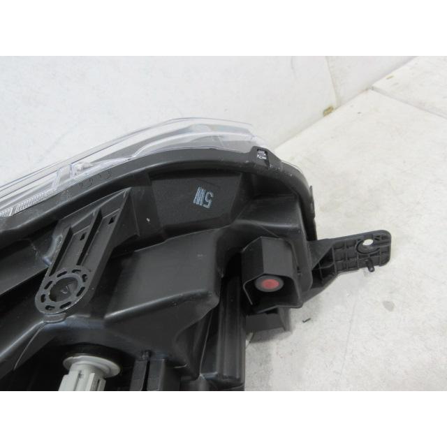 良品 スバル インプレッサ スポーツ GT/GK 後期 純正 LED 左ヘッド  