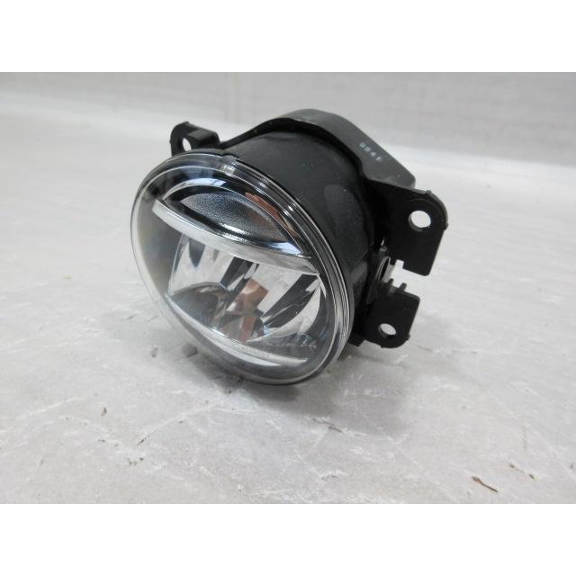 良品 スズキ スペーシア MK53S 純正 LED 右 フォグランプ : 株式会社